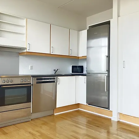 Three-bedroom Located In Vejle, *